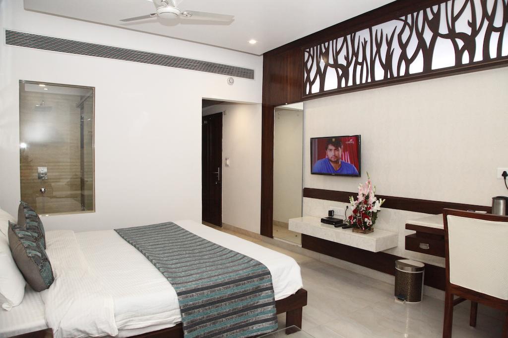 Hotel Emerald Chandigarh Room photo